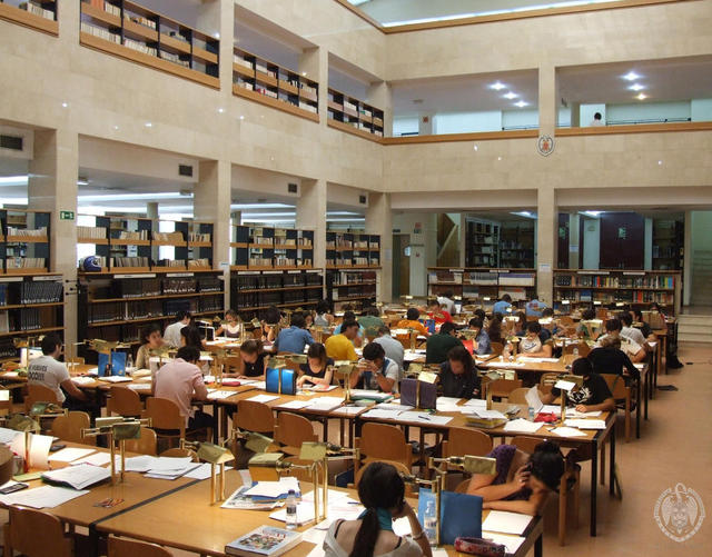 Biblioteca de la Facultad